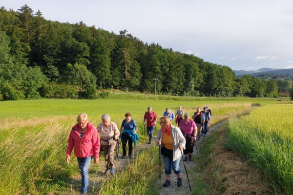 rhoenklub-zweigverein-fladungen_Corona_Wandern_Heni_2021